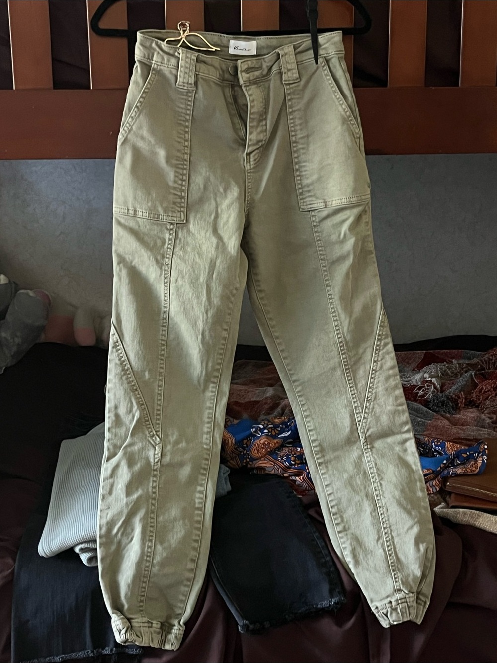 Casual Olive Men’s Cargo Pants